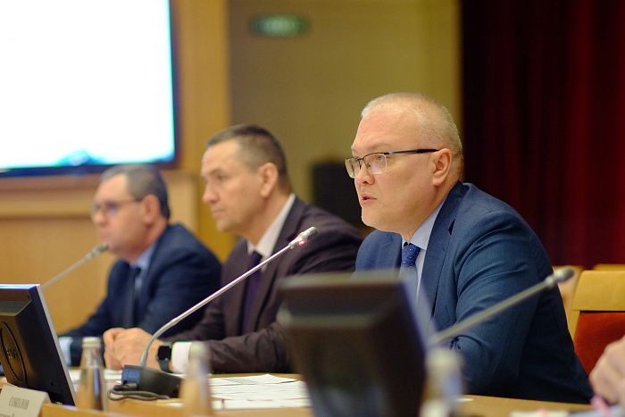 На реализацию ППМИ в районах области дополнительно направят почти 100 млн рублей. На реализацию ППМИ в районах области дополнительно направят почти 100 млн рублей.