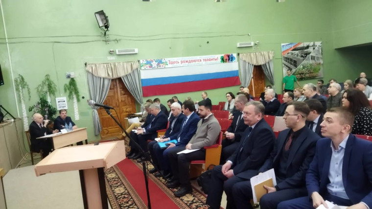 31 января 2024 года в пгт Кумены проходит межрайонное совещание по вопросам развития агропромышленного комплекса, недропользования, охотпользования, а также сбор. 31 января 2024 года в пгт Кумены проходит межрайонное совещание по вопросам развития агропромышленного комплекса, недропользования, охотпользования, а также сбор.