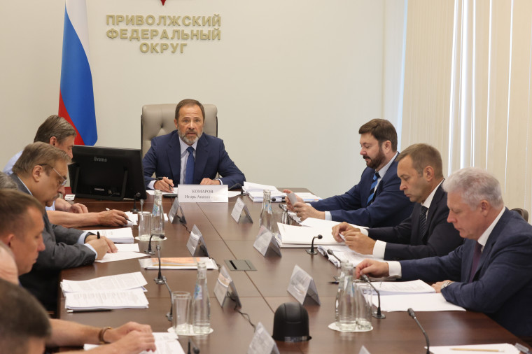 Игорь Комаров и Дмитрий Чернышенко оценили научно-технологический потенциал регионов ПФО. Игорь Комаров и Дмитрий Чернышенко оценили научно-технологический потенциал регионов ПФО.